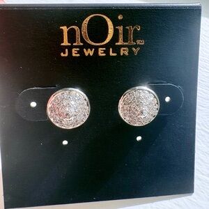 nOir Jewelry Pave Pyramid Stud Earring Silver